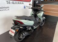 TRICITY 300